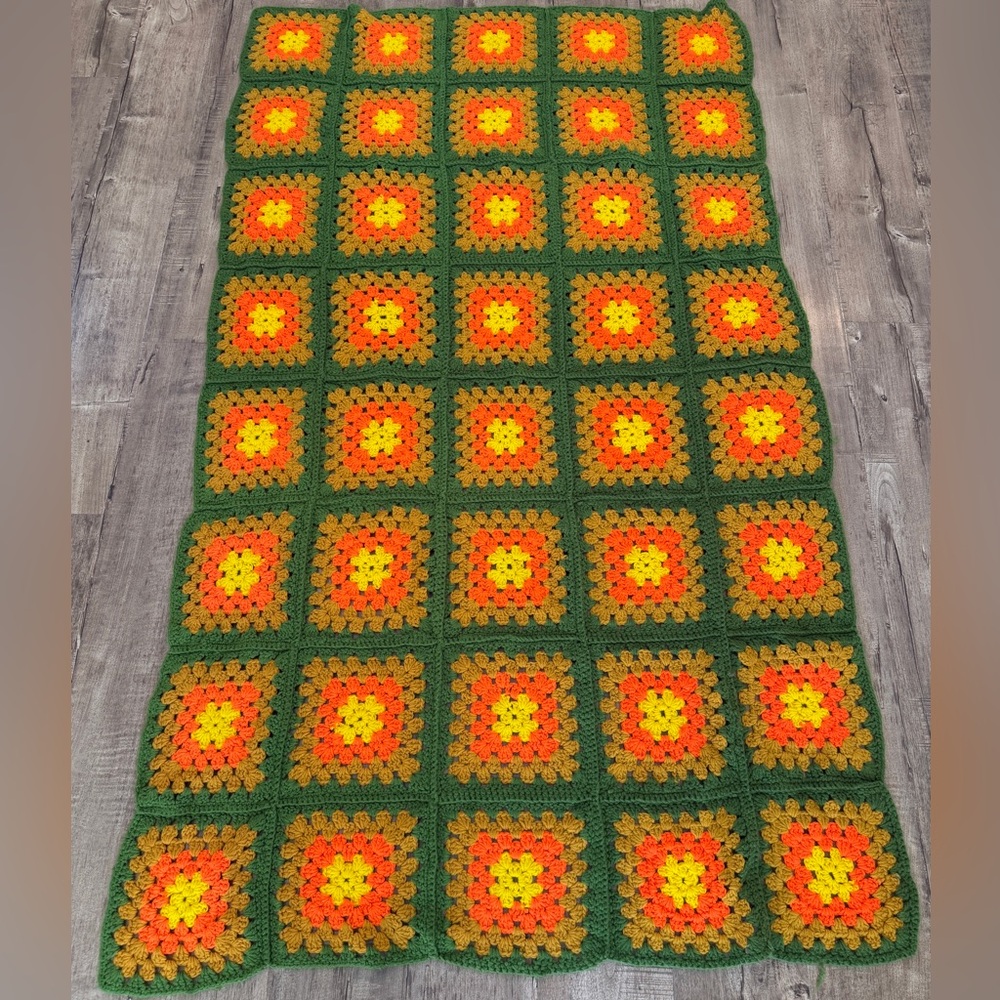 Vintage orange green 70s green square throw blanket, EUC, stunning colors,large